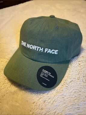 The North Face Duck Green Embroidered Logo Baseball Cap One Size Adjustable NEW